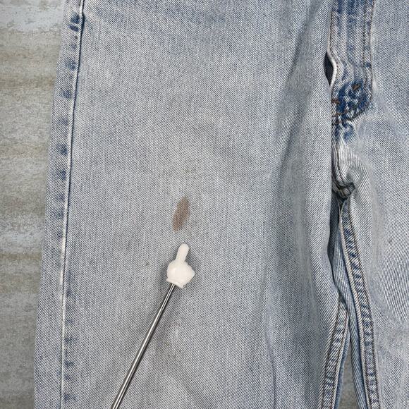 Vintage 90s Levis 505 Jeans 38x30 Straight Fit Light Wash Denim Made in Canada - Picture 6 of 6